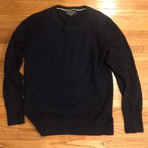 Men’s Banana republic sweater with filpucci yarn